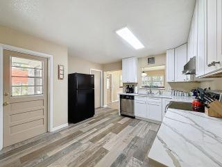 Screened Patio | Fenced Yard | Walk to St. Joseph's Hospital - 4