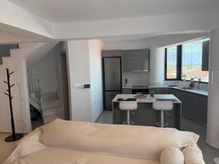 Luxury Loft 7-8 - Tríkala - 9
