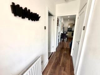 South Gyle House - SuperFast WiFi and Free Parking - 7 minutes from Edinburgh Airport - Edimburgo - 6