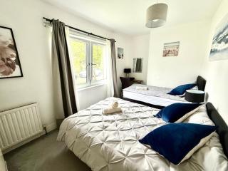 South Gyle House - SuperFast WiFi and Free Parking - 7 minutes from Edinburgh Airport - Edimburgo - 0