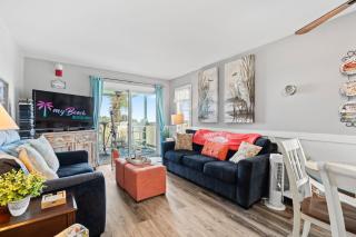 Oceanfront WC Villa- Pool, Corner Balcony, King Bed - Myrtle Beach - 0