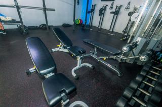 2 bedroom fantastic air condo 3649 swim gym surf 300 MB - Manila - 9