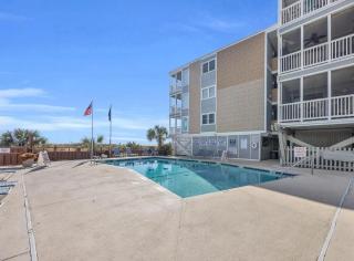 Palm Villa with Oceanfront Balcony, Pool, Sleeps 6 - Myrtle Beach - 8