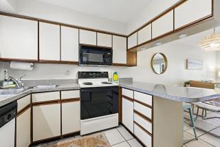 Hibiscus By the Sea - Stay for 5 - 1