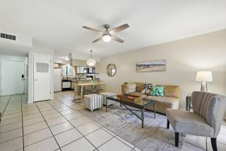 Hibiscus By the Sea - Stay for 5 - 3