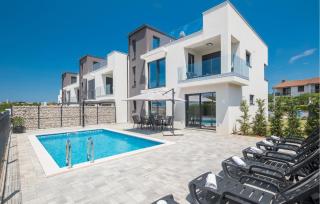 Lovely Home In Radmani - Radmani - 0
