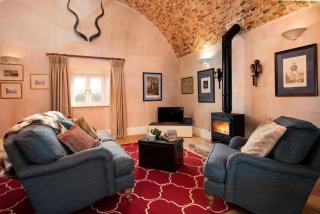 Lakeside Cottage, Edward - - 8