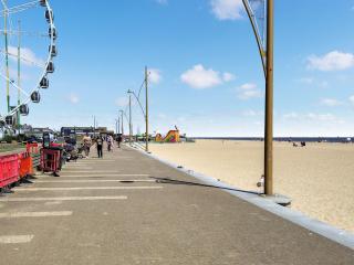 Coastal Retreat - Lowestoft - 1