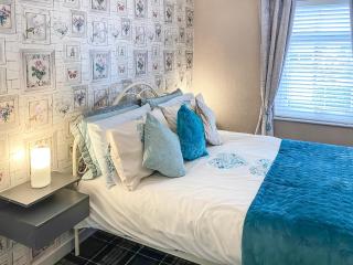 Jasmins Retreat - Cleveleys - 5