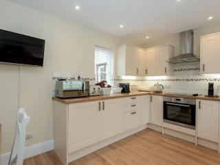 The Coach House - Wootton Bridge - 5