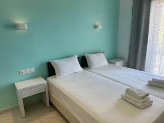 Mirto Beach Hotel & Restaurant - Paralia Vrachou - 5