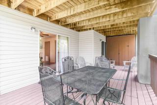 Cozy Timbers - Charming Condo for 6 with Resort-style Amenities - Branson - 5