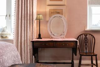 Lakeside Cottage, Alice - - 1