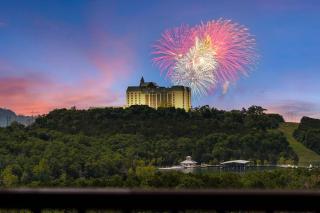 Chill on the Hill with Lake Views - Branson - 9