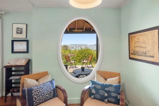 Stunning Water Views Sleeps 14 - Wellfleet - 9