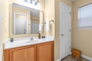 4BR Minutes to Uptown | Pet Friendly - Charlotte - 4