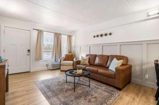 Poolside Near the Landing For 2 - 3