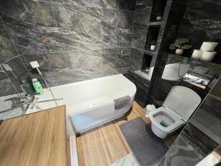 RentNow Stylish Apartment in the Center - Chişinău - 3