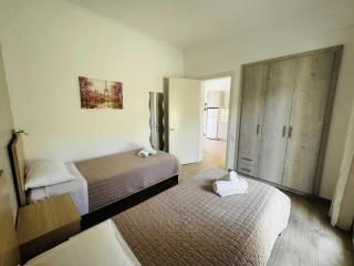 Hoe's House - Agios Stefanos - 4