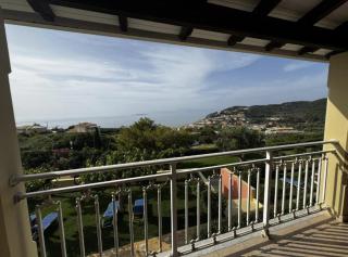 Hoe's House - Agios Stefanos - 9