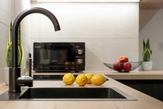 Elegant Studio for 4 People in Łódź by Noclegi Renters - 2