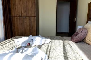 Two-Bedroom Apartment with Kitchen - Saints Constantine and Helena - 2