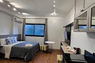 Lindo Studio em Moema com Internet Rápida uh 118 - São Paulo - 0