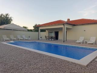 Villa Aldi2 - Leke - 6