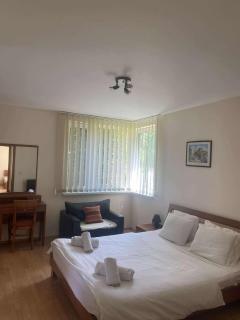 Family, Friendly 2 Bed Apartment - 4