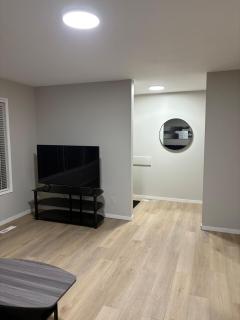 Cozy little B&B - Saskatoon - 8