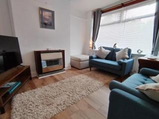 Blue Cherry Cottage - Penrith - 5