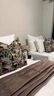 Nami Stay at Merensky - Windhoek - 8