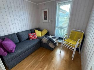 Seaside Cabin With Private Pier In Eidsvåg - 0