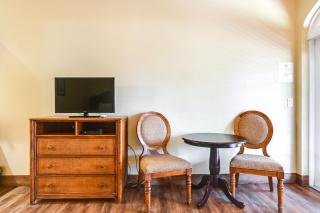 Naples Escape with Community Pool and Marina View! - Naples - 4