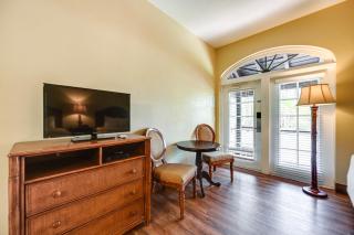 Naples Escape with Community Pool and Marina View! - Naples - 2