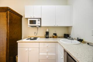 Naples Studio with Community Pool and Tennis Courts! - Naples - 1