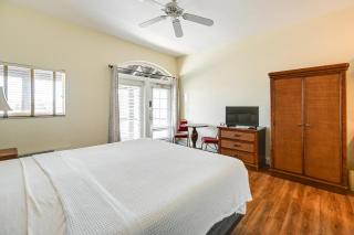Sunny Naples Escape with Heated Community Pool! - Naples - 6