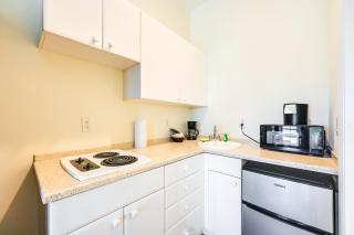 Sunny Naples Escape with Heated Community Pool! - Naples - 2