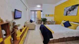 Golden Mood Apartment near Palace - Iaşi - 9