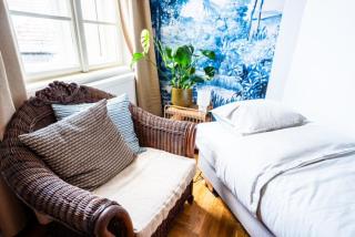 Artsy Loft Downtown 1 - 2