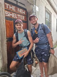 Hostal The New Shelter - 0