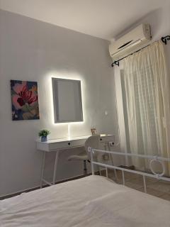 Elpida's comfortable house - 2