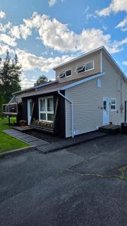 The Tidehouse - - 8