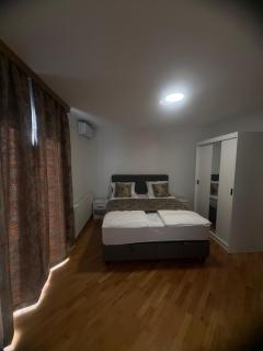Villa Farah - Semizovac - 1