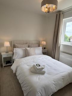 Luxury and cosy 2 bed entire house in Essex 20 mins from beach - Colchester - 0