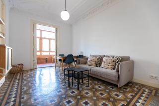 eg21- MODERNIST AND ELEGANT APARTMENT IN BCN CITY CENTER - 2