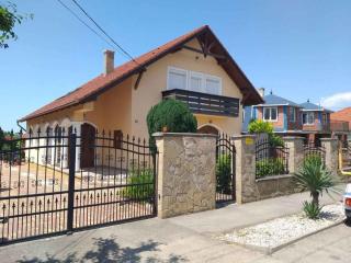 Apartments in Balatonboglar 54574 - Balatonboglár - 2