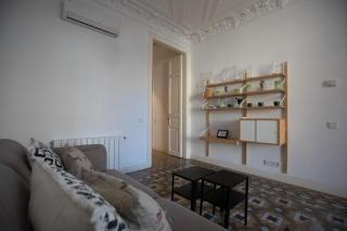eg21- MODERNIST AND ELEGANT APARTMENT IN BCN CITY CENTER - 1