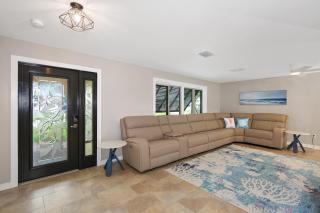 Beach Retreat by Sun Palace Vacations - Fort Myers Beach - 4