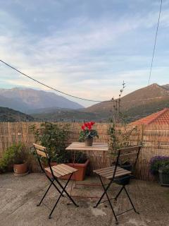 Hillside Guesthouse - Stírion - 5